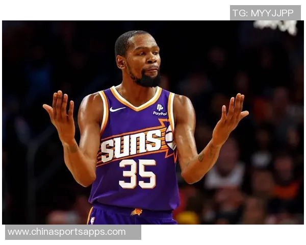 杜兰特盛赞阿门的超快二次起跳与独特风格如同发射台般令人惊叹