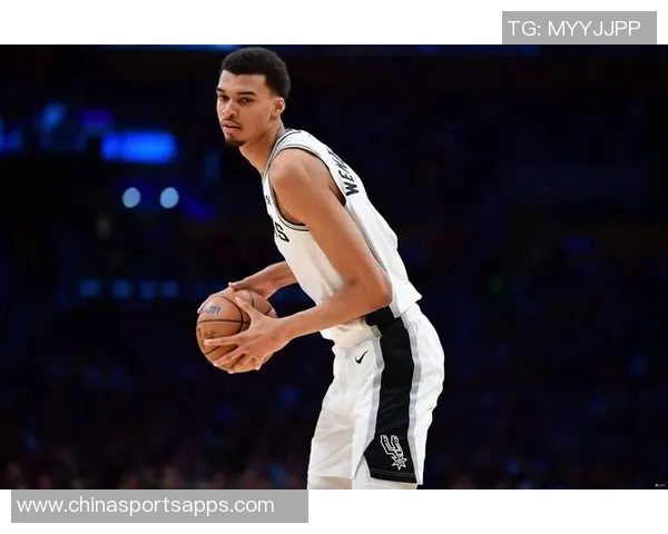 白曼巴看好文班亚马健康表现马刺有望冲击西部决赛 白曼巴看好文班亚马健康表现马刺有望冲击西部决赛