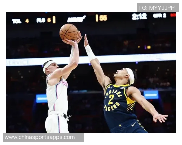 凯尔登约翰逊高效表现9投7中三分2中1贡献19分6篮板1助攻 凯尔登约翰逊高效表现9投7中三分2中1贡献19分6篮板1助攻