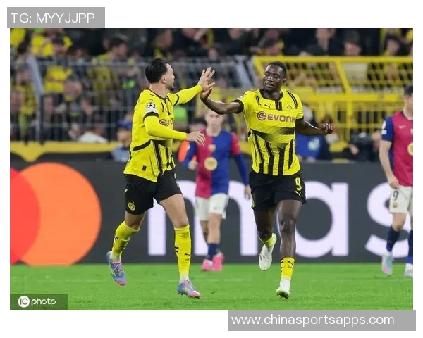 多特蒙德锋线新星吉拉西表现惊艳开赛7场斩获6球2助攻 多特蒙德锋线新星吉拉西表现惊艳开赛7场斩获6球2助攻