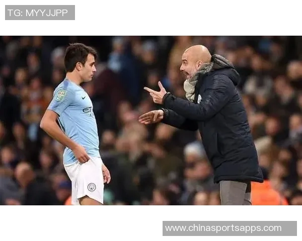 瑞士天空报道那不勒斯冬窗计划租借梅努以增加其出场机会