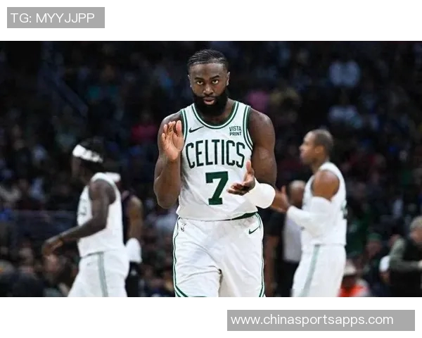 巴克利分享个人经历建议杰伦布朗面对秃头果断剃光保持自信