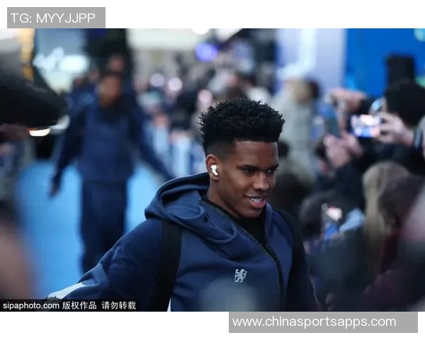 18岁埃斯特旺身价飙升至6000万欧联赛双响绝杀红军展现巨星潜力 18岁埃斯特旺身价飙升至6000万欧联赛双响绝杀红军展现巨星潜力